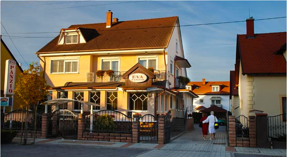 مبيت وإفطار إيفا بانزيو بودابيست